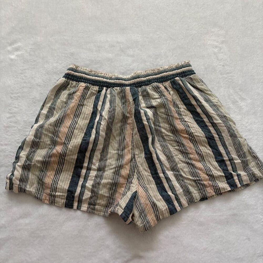 Universal Thread Stripes Linen Flowy Shorts Women's L Summer Loungewear Casual - Picture 4 of 6